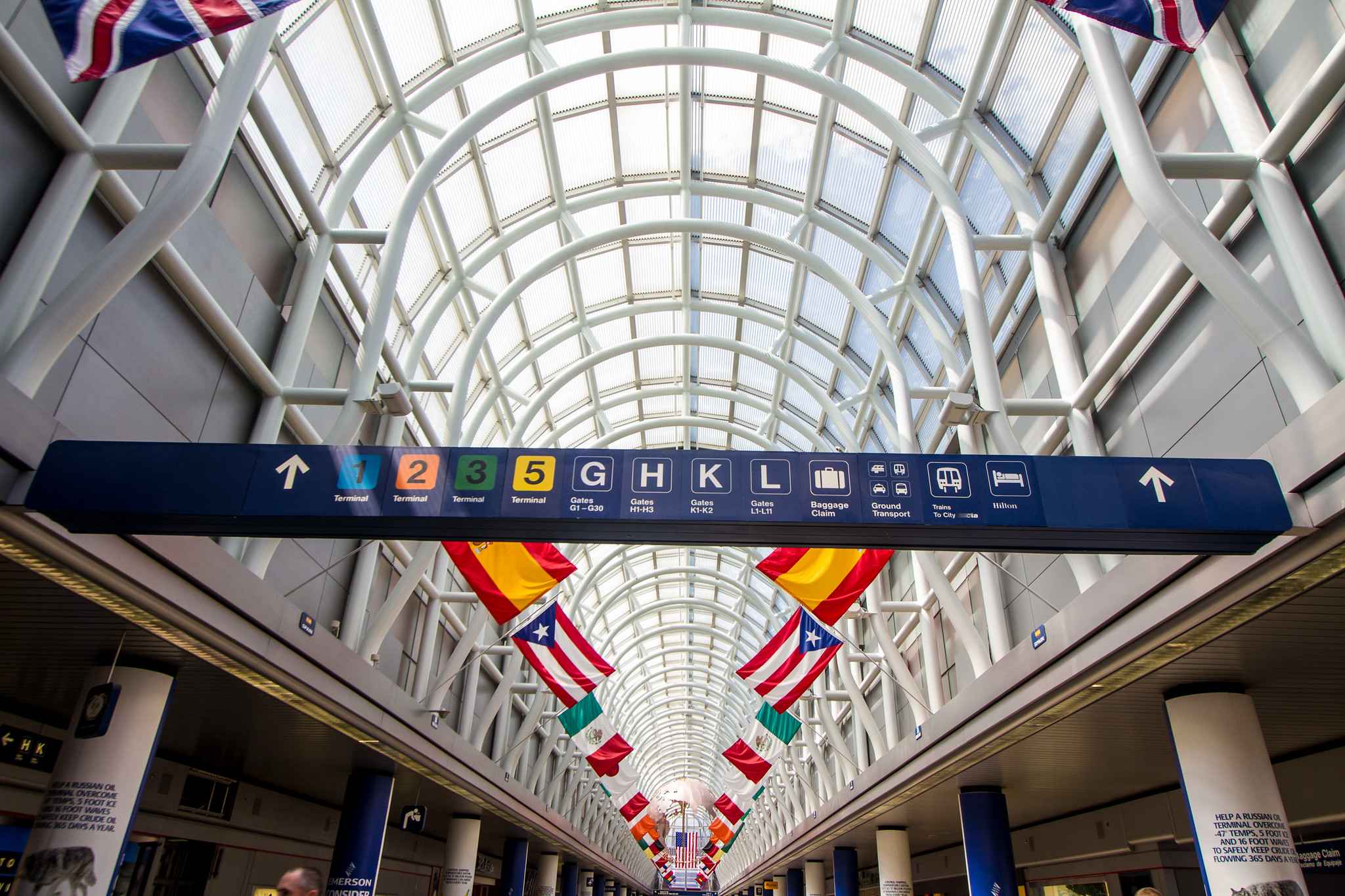 _Flags Chicago Airport