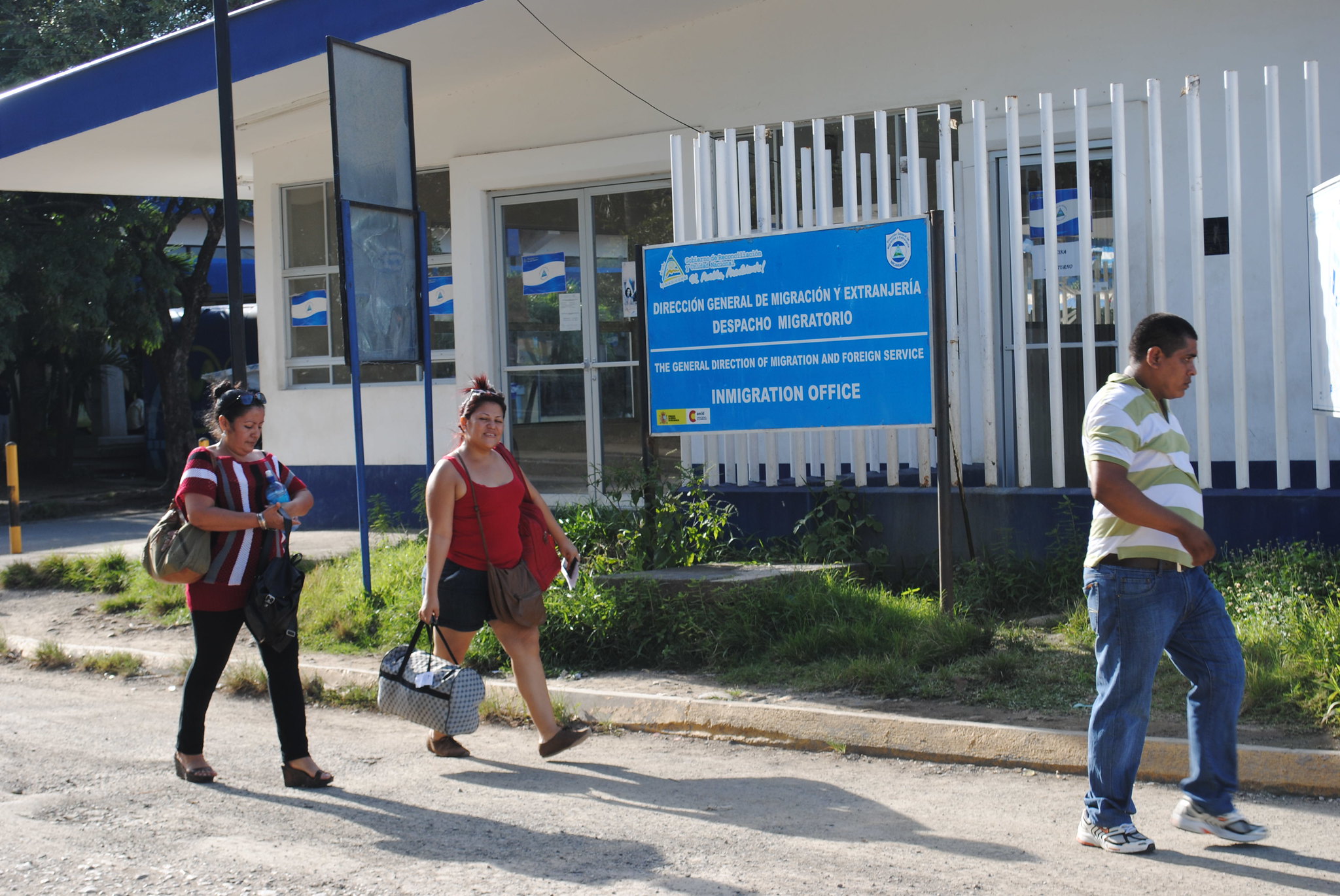 Crossers at the Nicaragua-Costa Rica border