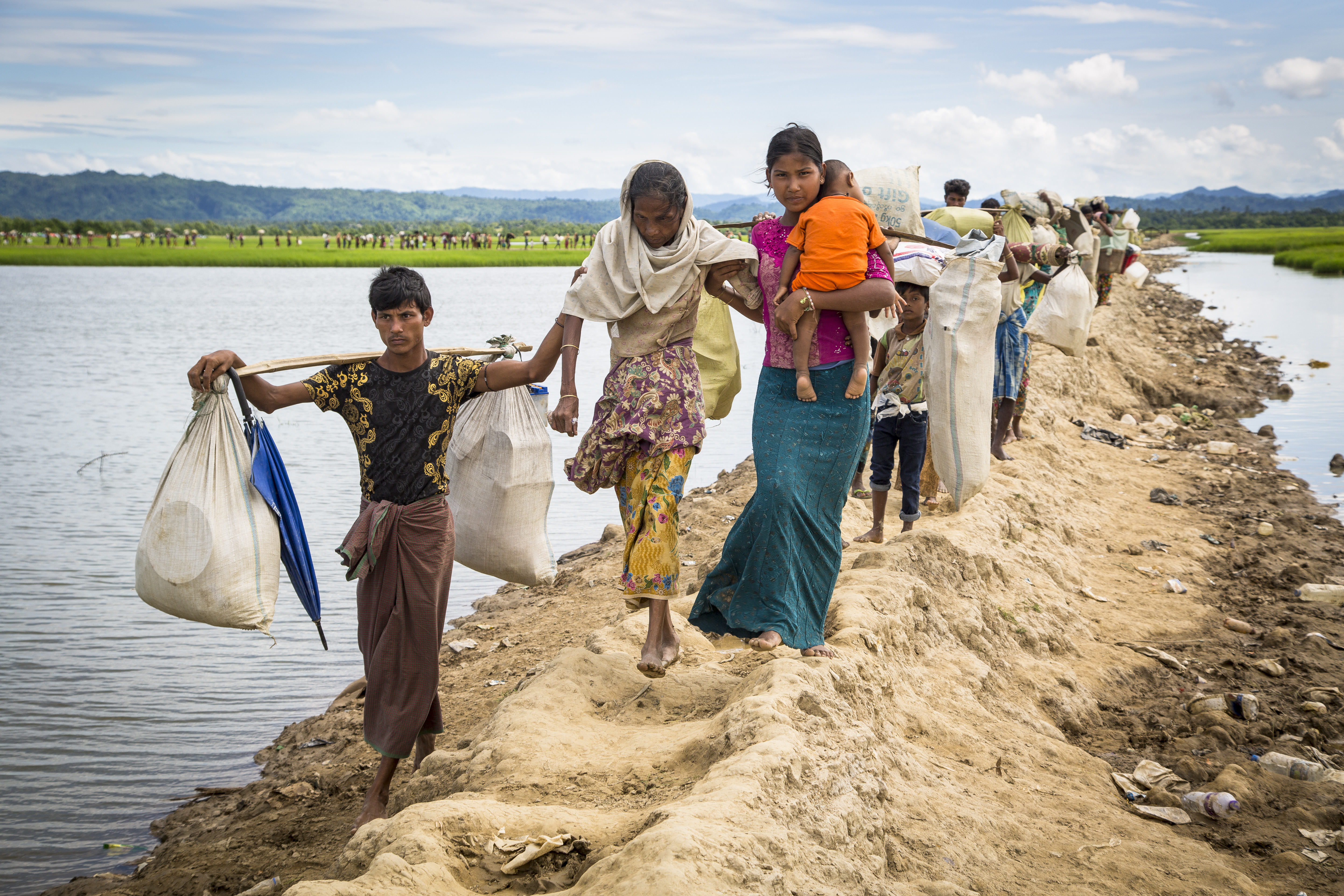 Rohingya families from Myanmar arrive in Bangladesh